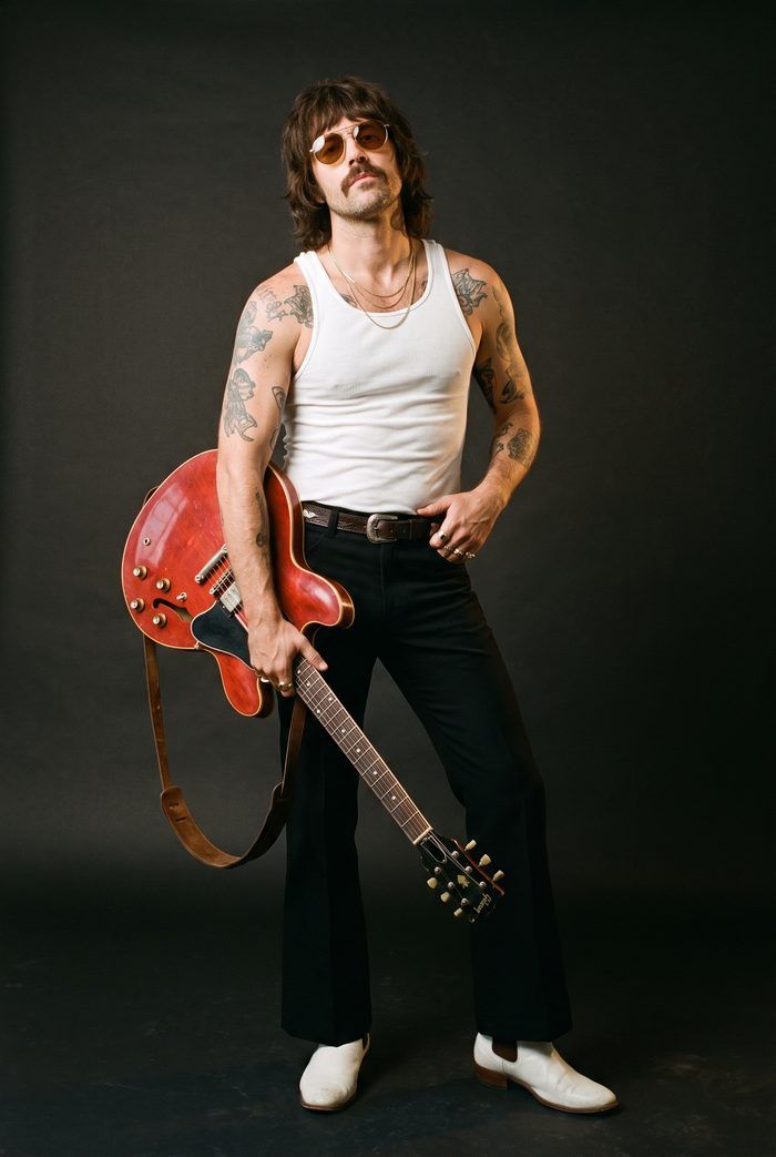 Dean Tolliver. Press photo.
